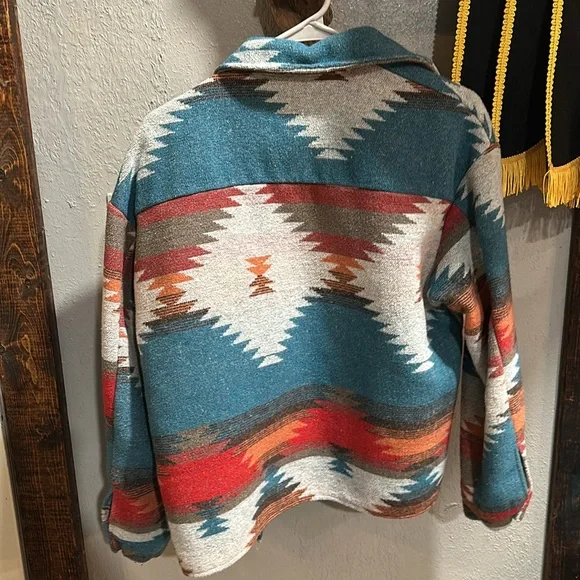 Aztec jacket - Picture 2 of 2